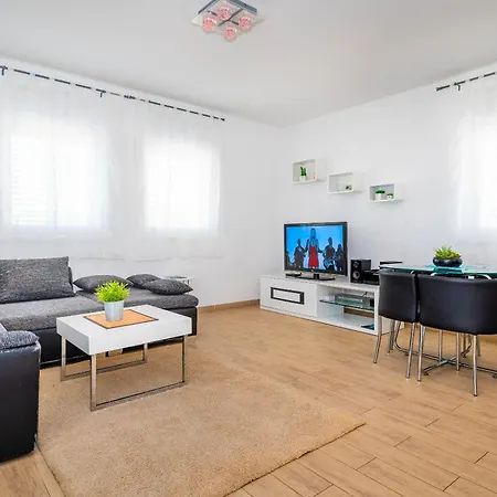 Tatil Evi House Goran *