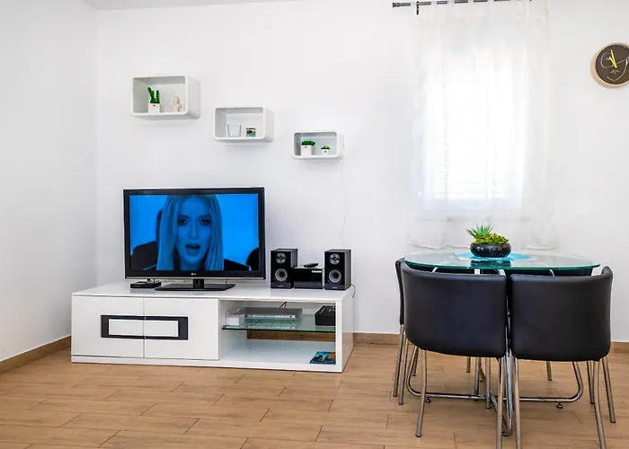 Tatil Evi House Goran Kolan