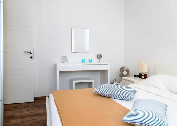 Feriehus House Goran *